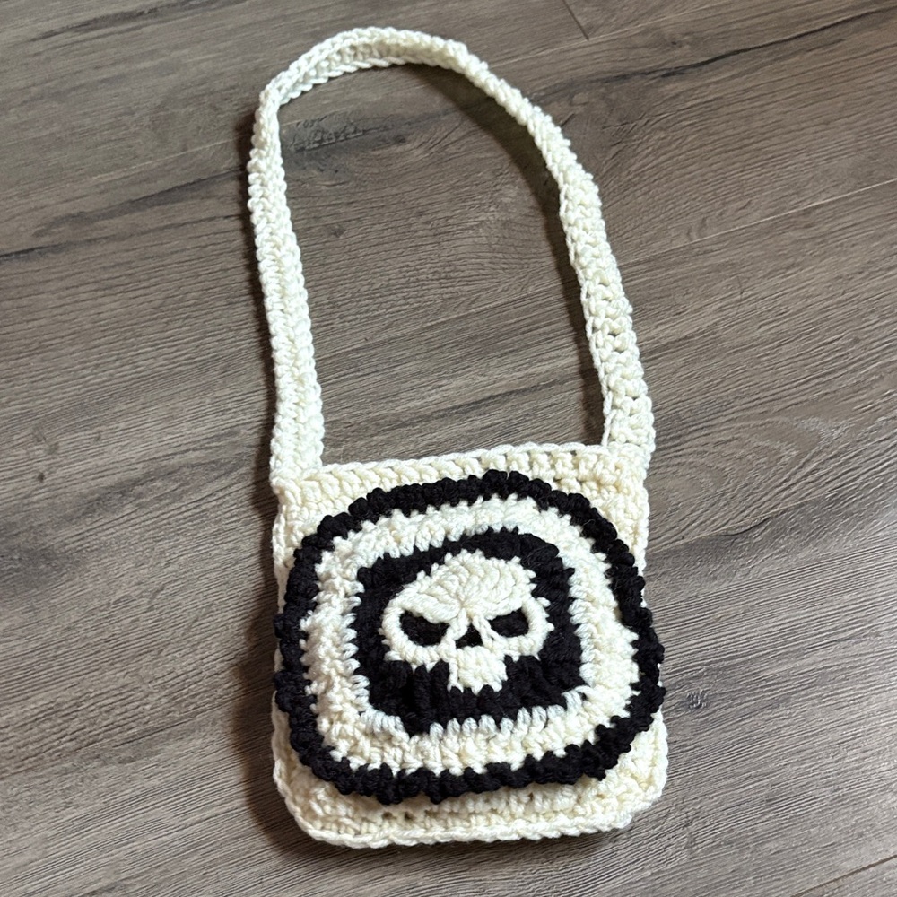 Handcrafted mini Skull Design Crochet Bag - Black and Cream